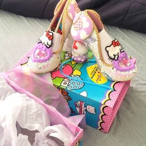 IRREGULAR CHOICE X HELLO KITTY Heels